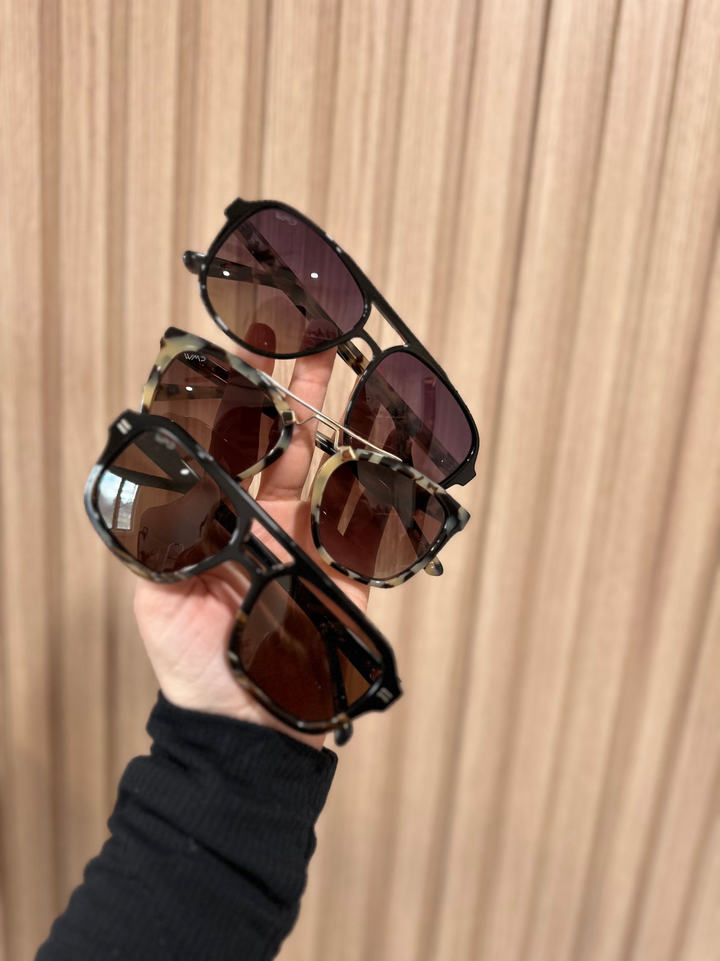 SUNGLASSES