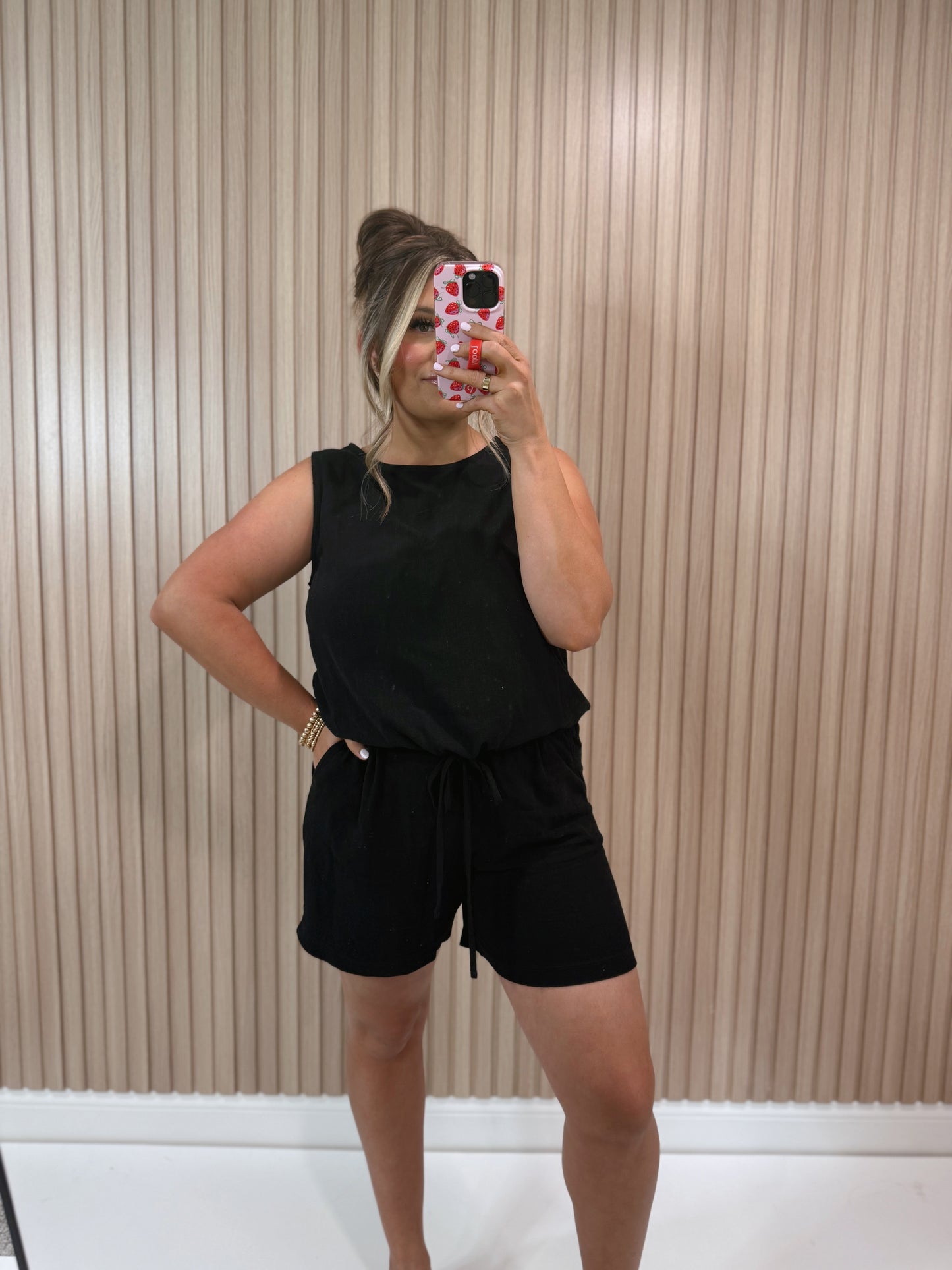 LANEY LINEN SET (SHORTS ONLY!)