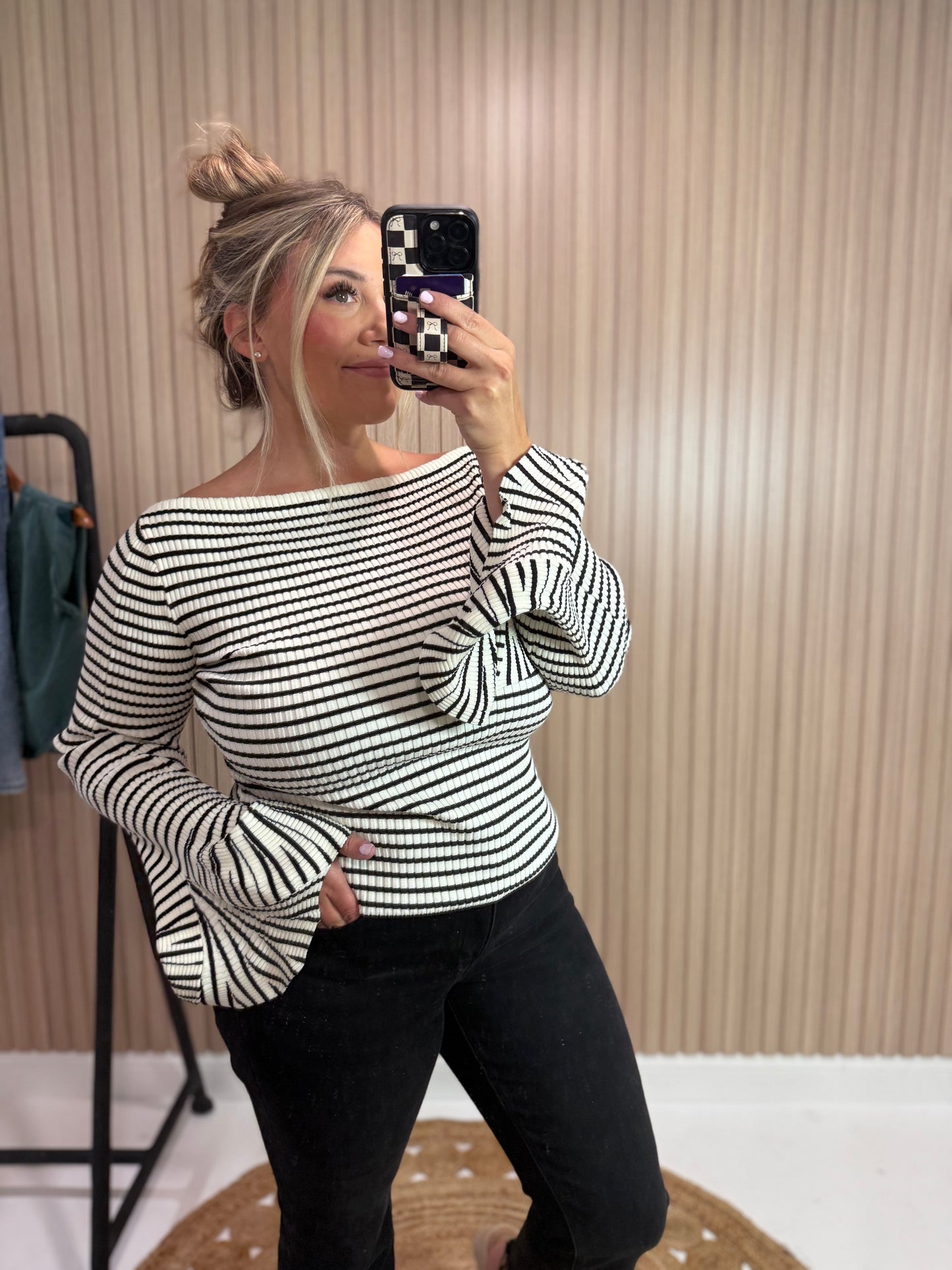 BETHANY BELL SLEEVE SWEATER