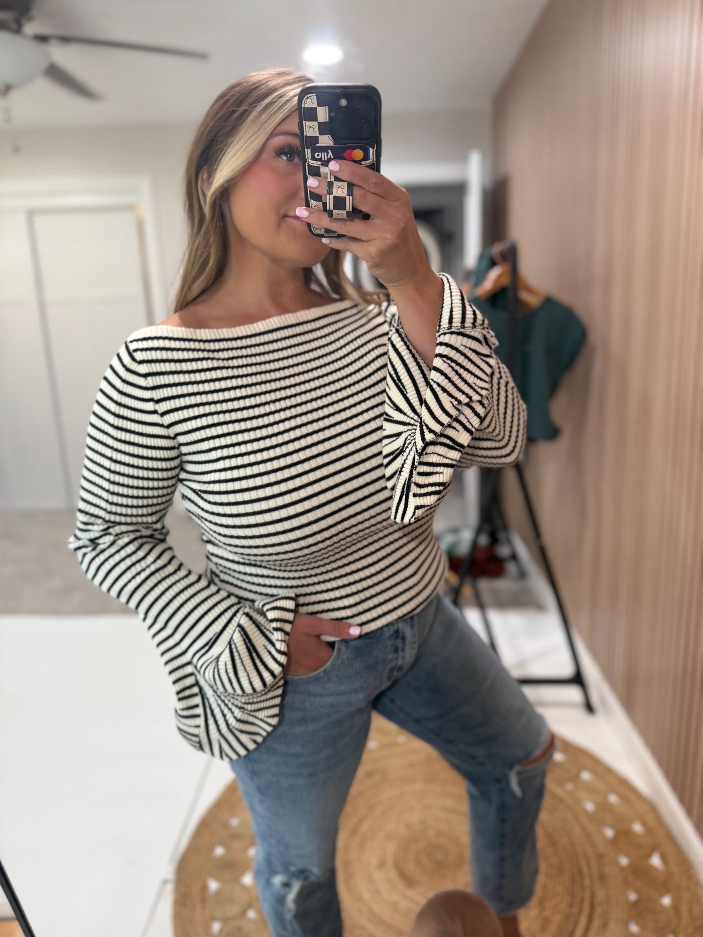 BETHANY BELL SLEEVE SWEATER