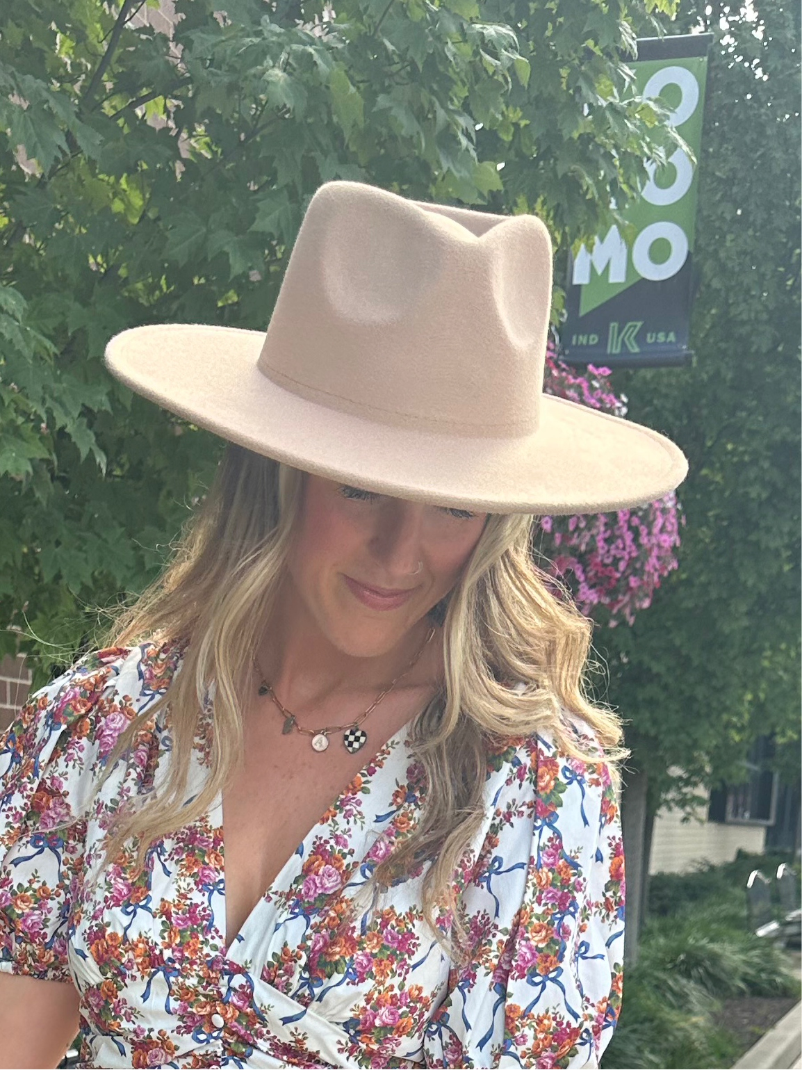tan fedora