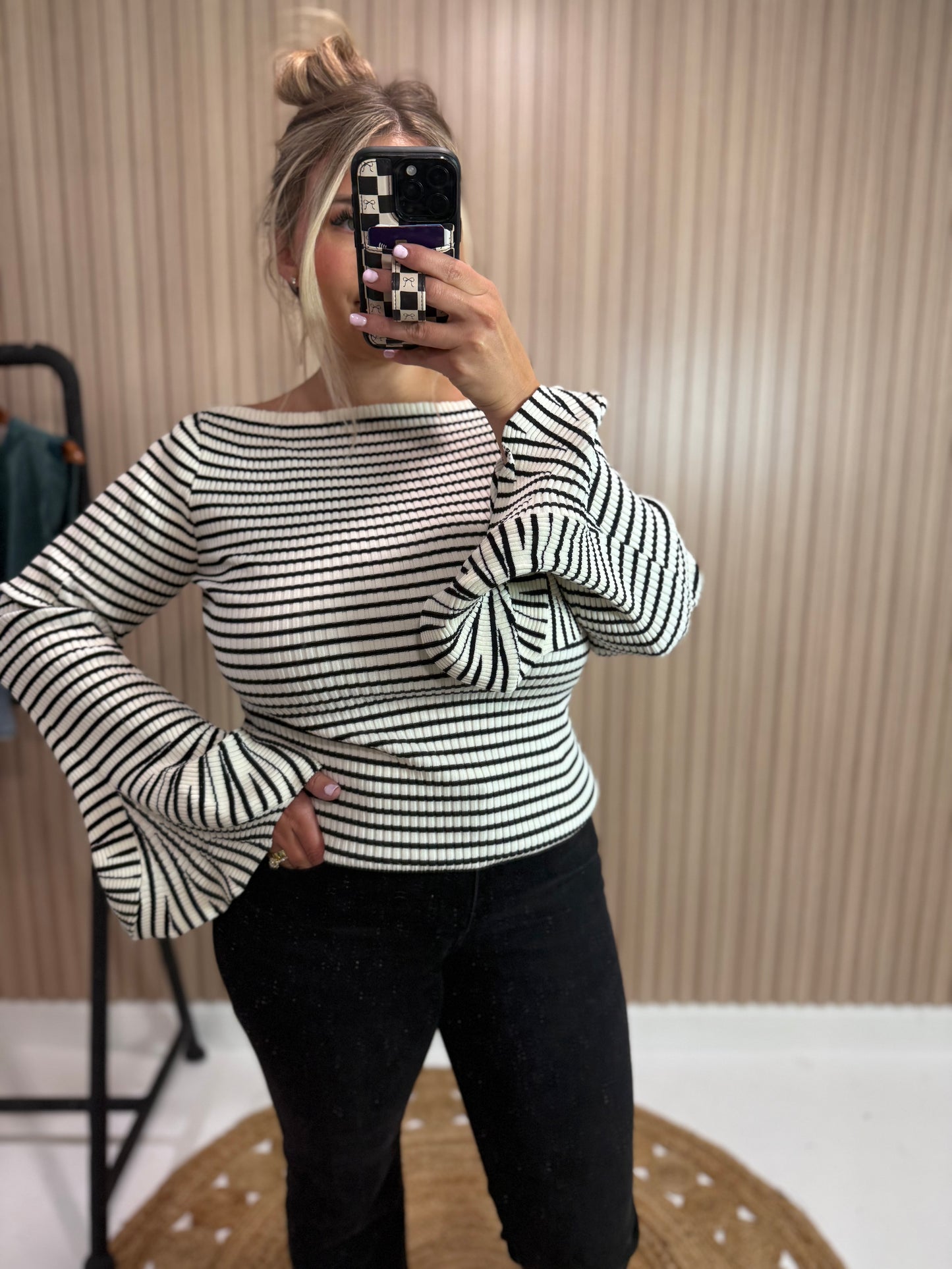 BETHANY BELL SLEEVE SWEATER