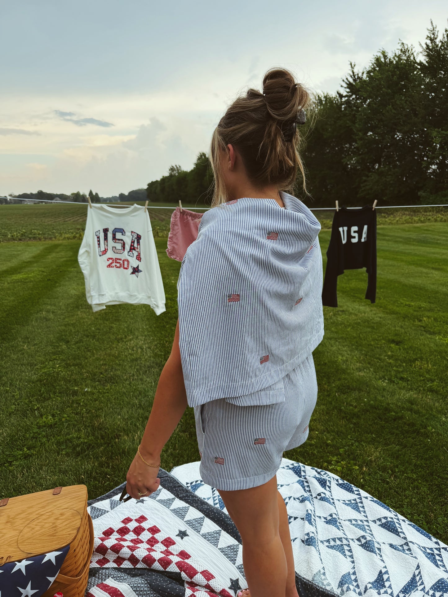 FLAG EMBROIDERED SHORT