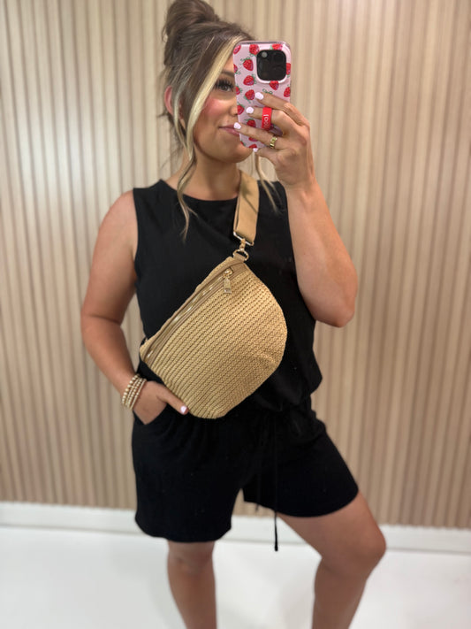 RACHEL RAFFIA BUM BAG