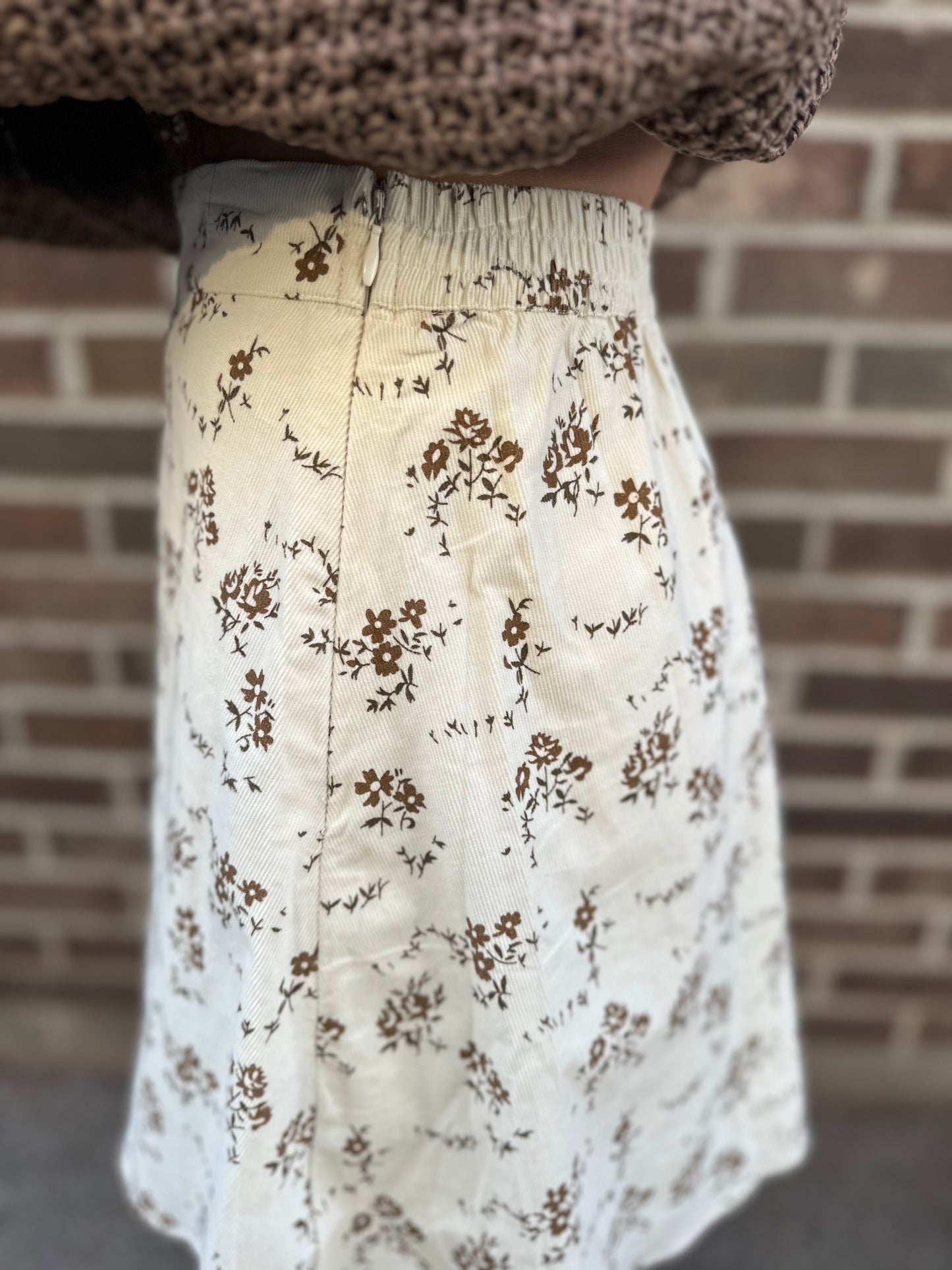 cream floral mini skirt