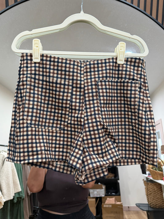 PLAID SHORT