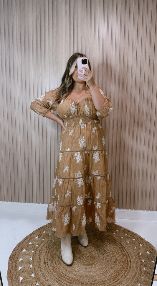 CALLA EMBROIDERED MAXI