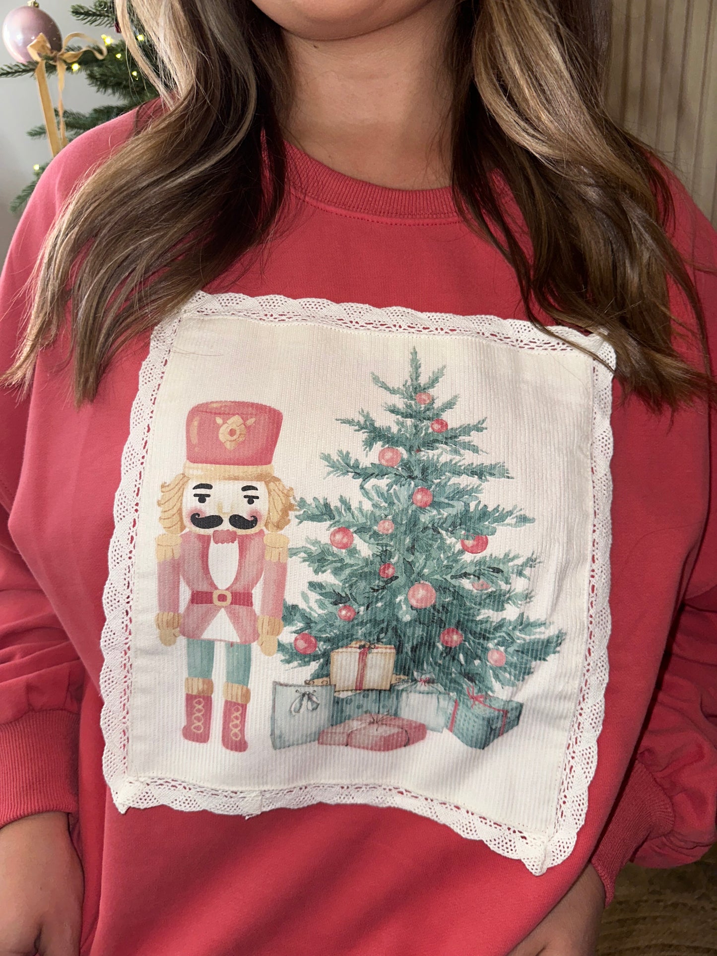 NUTCRACKER CREW (MUTED RED)