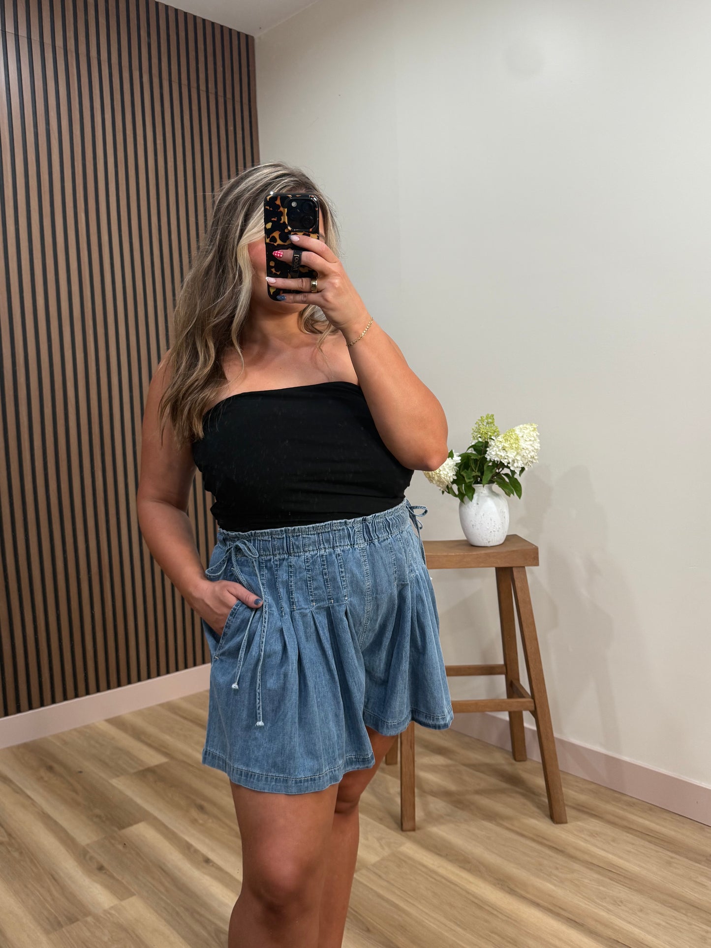 DENVER DENIM FLARE SHORT