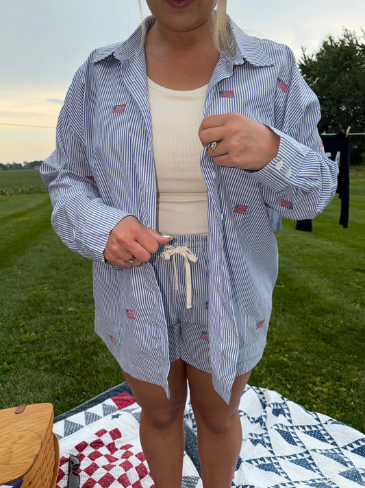 FLAG EMBROIDERED BUTTON DOWN