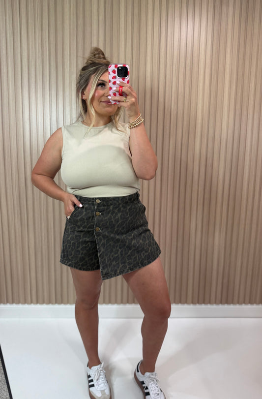 LAYNA LEOPARD SKORT