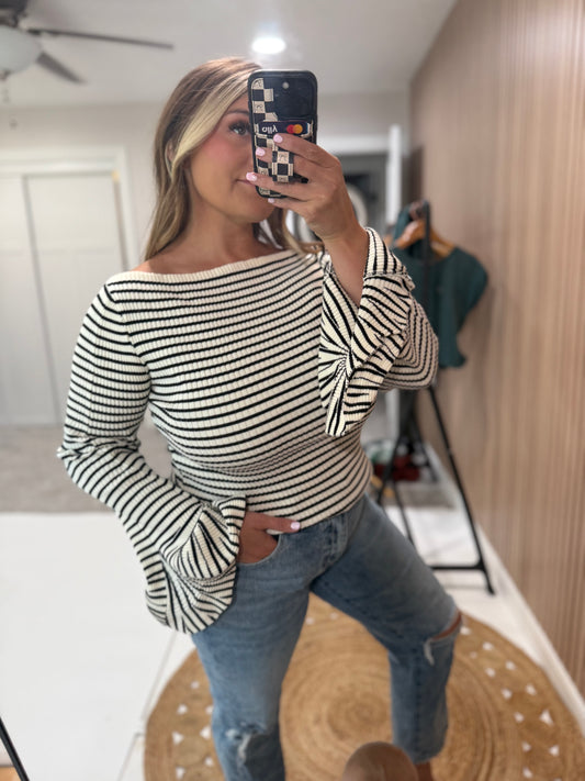 BETHANY BELL SLEEVE SWEATER