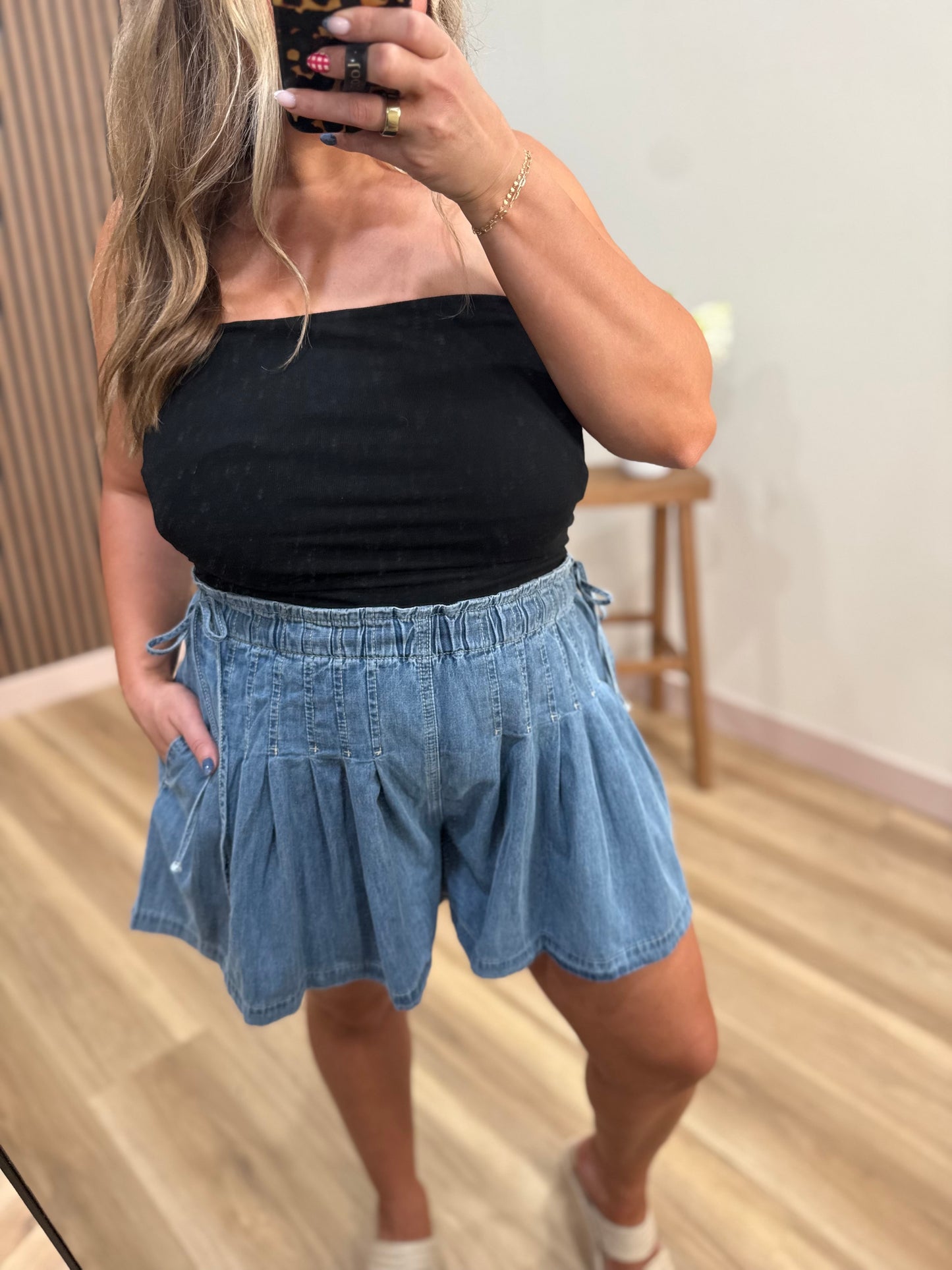 DENVER DENIM FLARE SHORT