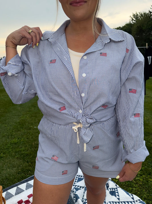 FLAG EMBROIDERED SHORT